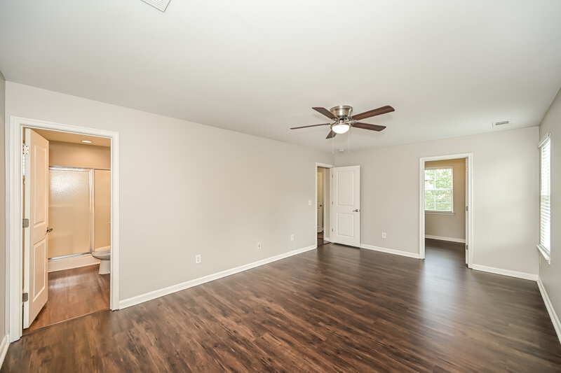2,150/Mo, 2928 Weston Blvd Murfreesboro, TN 37128 Main Bedroom View 2