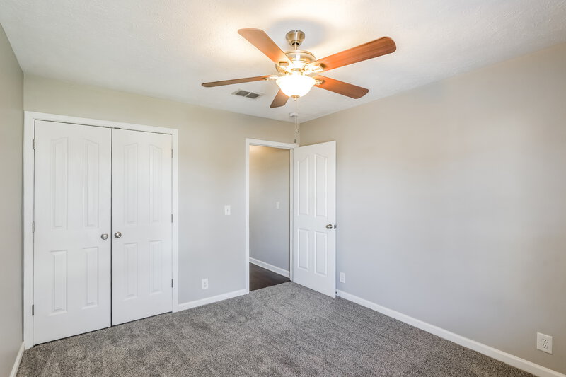 2,005/Mo, 9220 Thomason Trl Antioch, TN 37013 Bedroom View 4