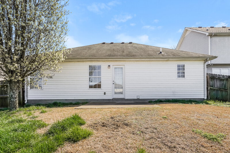 2,005/Mo, 9220 Thomason Trl Antioch, TN 37013 Rear View