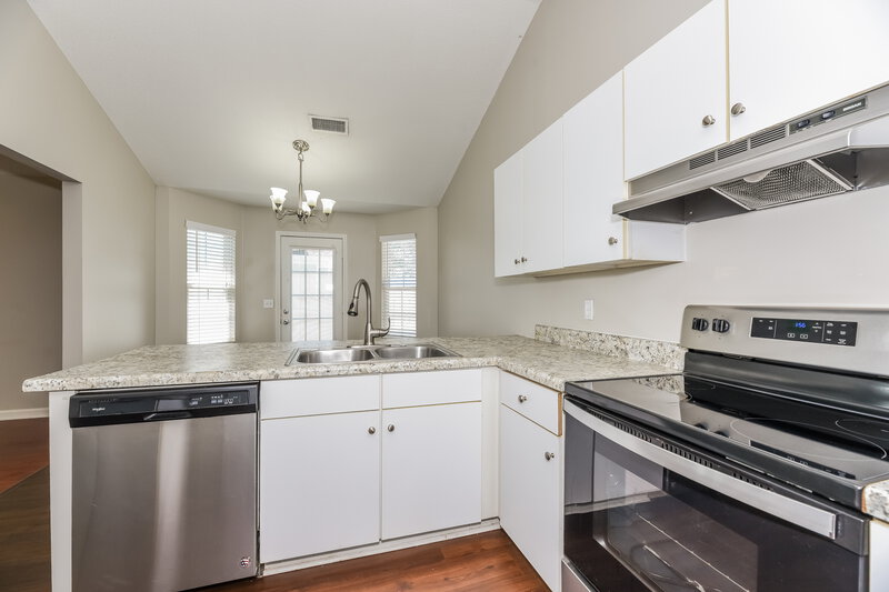2,790/Mo, 1443 Rochester Dr Murfreesboro, TN 37130 Kitchen View