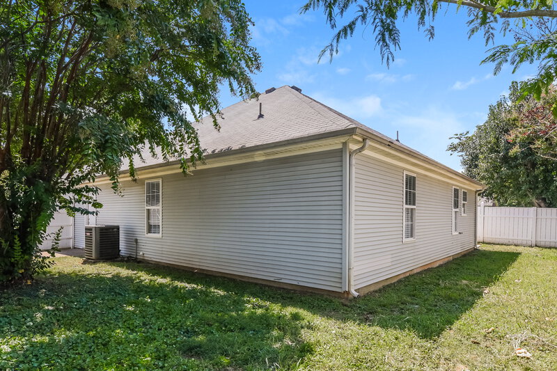 2,790/Mo, 1443 Rochester Dr Murfreesboro, TN 37130 Rear View