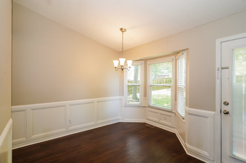 2,125/Mo, 408 Dellwood Dr Smyrna, TN 37167 Dining Room View