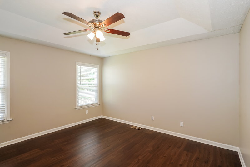 2,125/Mo, 408 Dellwood Dr Smyrna, TN 37167 Main Bedroom View 2