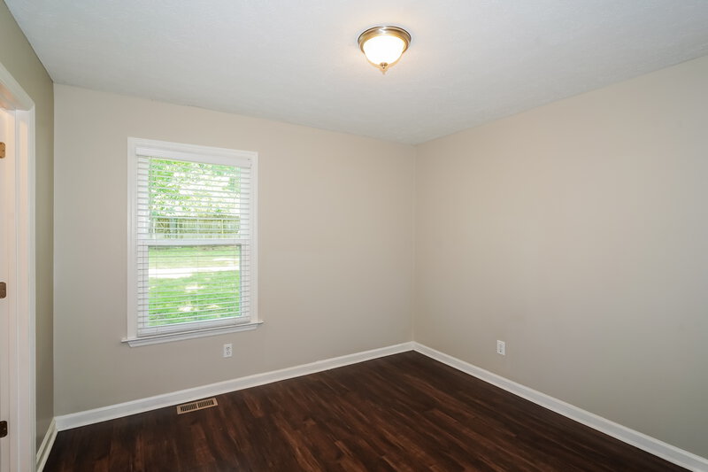 2,125/Mo, 408 Dellwood Dr Smyrna, TN 37167 Bedroom View