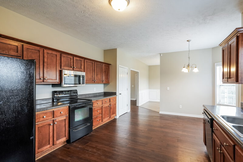 2,465/Mo, 3411 Wellington Pl Murfreesboro, TN 37128 Kitchen View