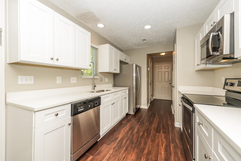 2,040/Mo, 227 Niagra Ln Murfreesboro, TN 37129 Kitchen View