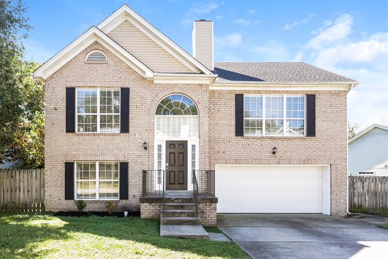2,105/Mo, 5712 Cedar Ash Crossing Antioch, TN 37013 External View
