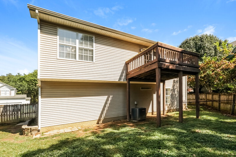 2,105/Mo, 5712 Cedar Ash Crossing Antioch, TN 37013 Rear View