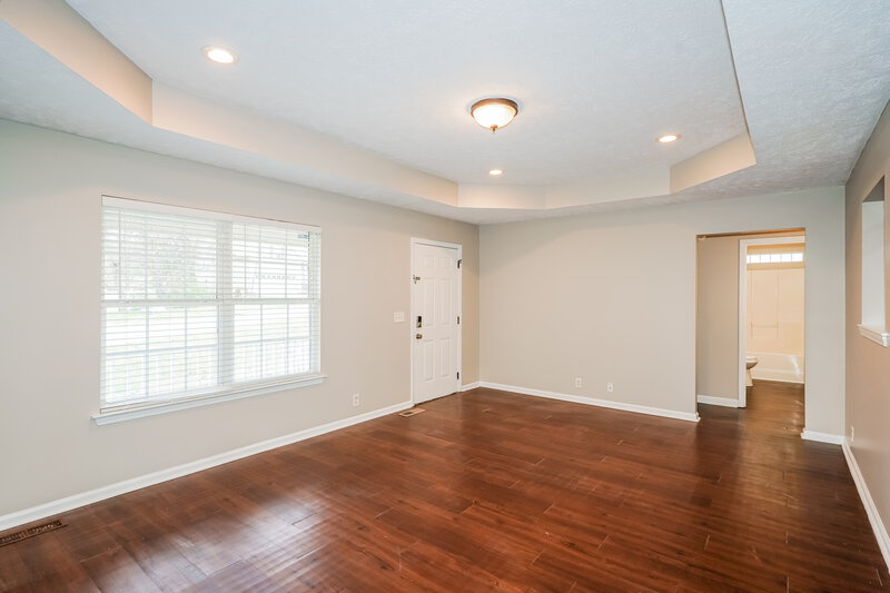 2,195/Mo, 634 Woodland Hills Dr La Vergne, TN 37086 Living Room View 2