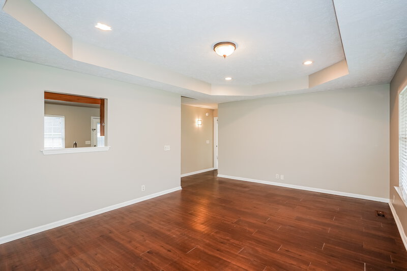 2,195/Mo, 634 Woodland Hills Dr La Vergne, TN 37086 Living Room View 3