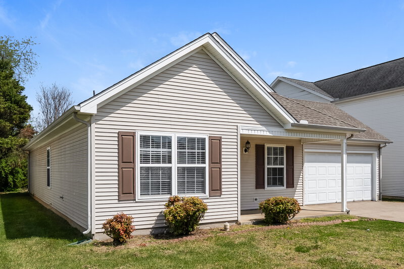 2,085/Mo, 4856 Nina Marie Ave Murfreesboro, TN 37129 Front View