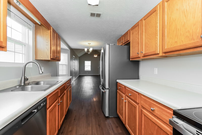 2,085/Mo, 4856 Nina Marie Ave Murfreesboro, TN 37129 Kitchen View 2