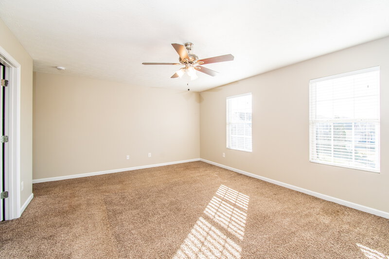 2,340/Mo, 640 Elderberry Way Murfreesboro, TN 37128 Main Bedroom View