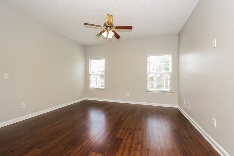 2,180/Mo, 434 Tulane Ct Murfreesboro, TN 37128 Living Room View