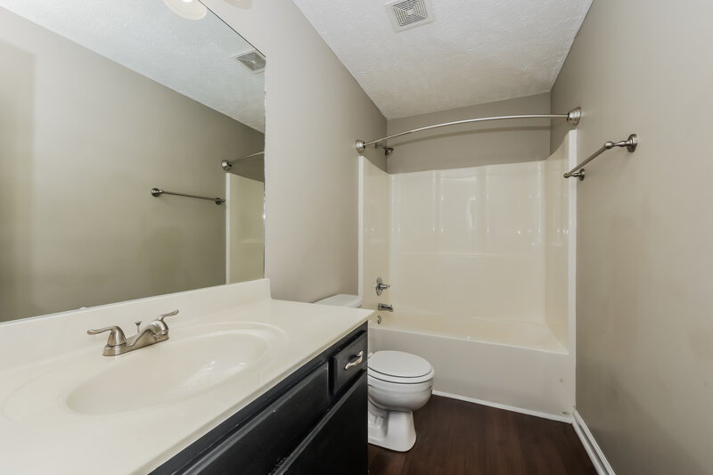 2,180/Mo, 434 Tulane Ct Murfreesboro, TN 37128 Bathroom View
