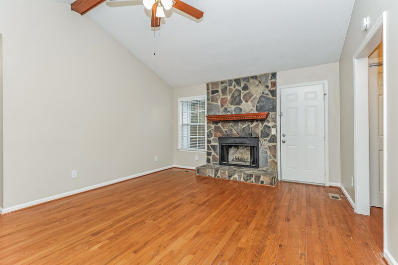 1,740/Mo, 4836 Peppertree Dr Antioch, TN 37013 Living Room View