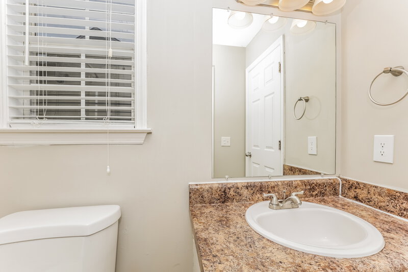 1,740/Mo, 4836 Peppertree Dr Antioch, TN 37013 Bathroom View