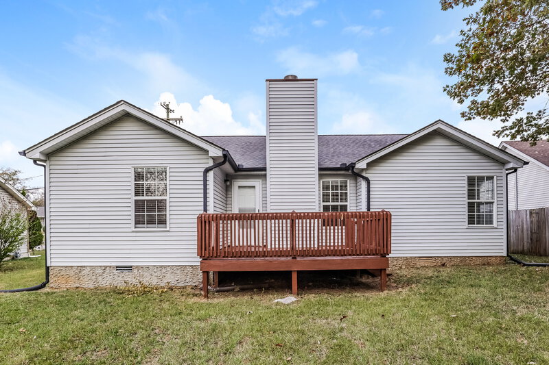 1,740/Mo, 4836 Peppertree Dr Antioch, TN 37013 Rear View