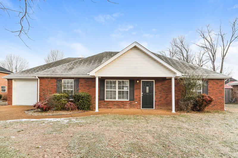 0/Mo, 9010 Lomond Dr Smyrna, TN 37167 External View