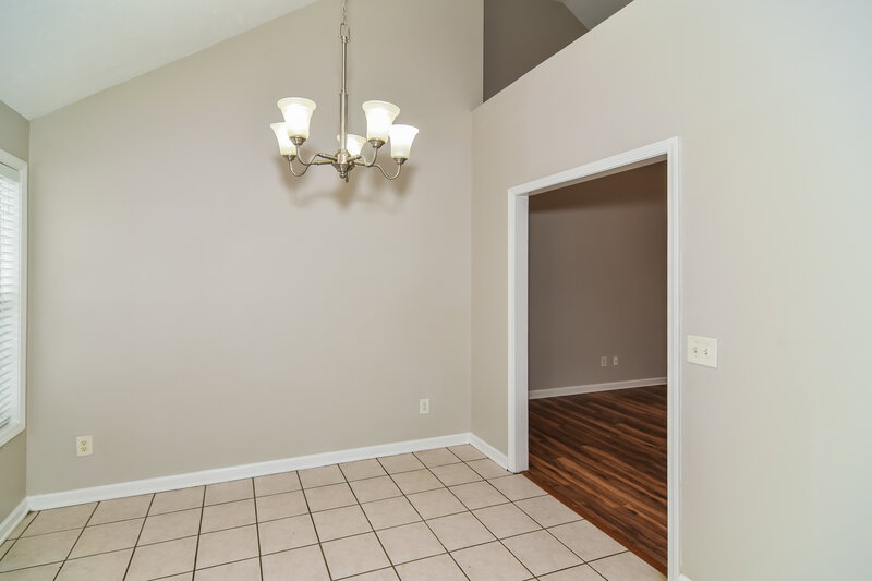 0/Mo, 9010 Lomond Dr Smyrna, TN 37167 Dining Room View