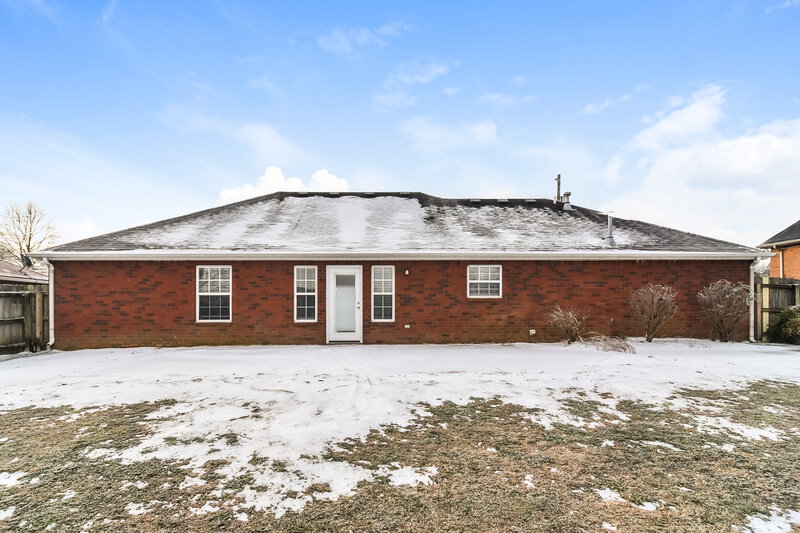 0/Mo, 9010 Lomond Dr Smyrna, TN 37167 Rear View