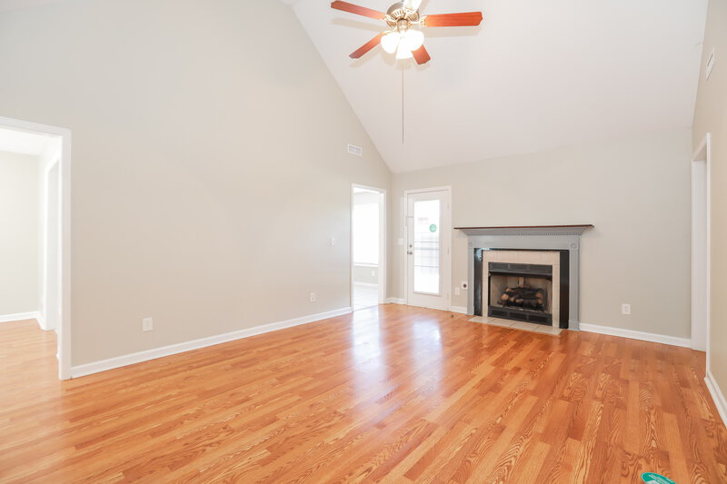 2,320/Mo, 9006 Nevada Ave Smyrna, TN 37167 Living Room View 2
