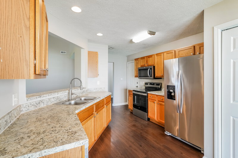 1,985/Mo, 7128 Legacy Dr Antioch, TN 37013 Kitchen View