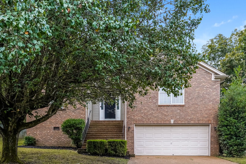 2,060/Mo, 914 Celeste Ct Mt Juliet, TN 37122 External View
