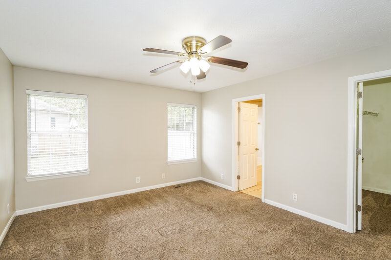 2,060/Mo, 914 Celeste Ct Mt Juliet, TN 37122 Main Bedroom View 2