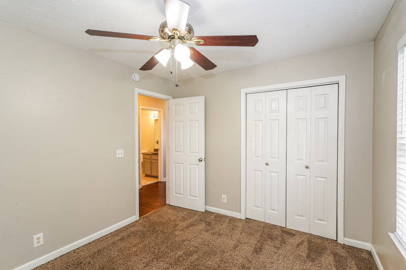 2,060/Mo, 914 Celeste Ct Mt Juliet, TN 37122 Bedroom View 3