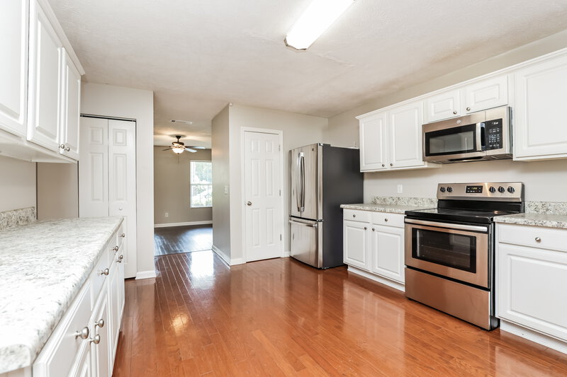 4,130/Mo, 227 Elderberry Way Murfreesboro, TN 37128 Kitchen View