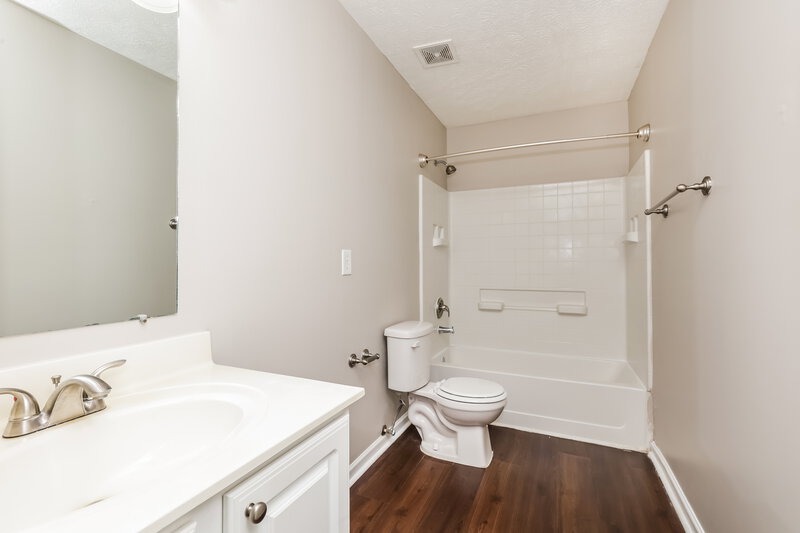 4,130/Mo, 227 Elderberry Way Murfreesboro, TN 37128 Bathroom View 2