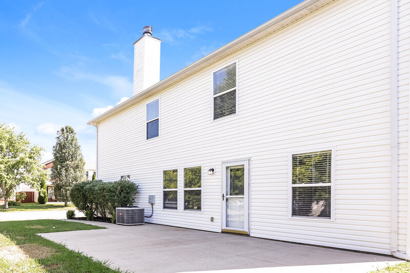 4,130/Mo, 227 Elderberry Way Murfreesboro, TN 37128 Rear View