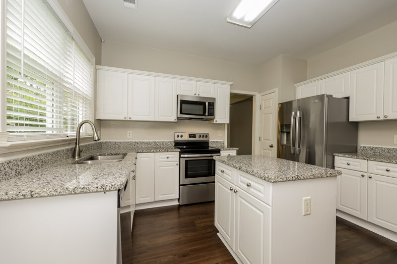 2,770/Mo, 2214 Cardiff Ln Mt Juliet, TN 37122 Kitchen View