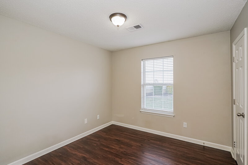 1,775/Mo, 306 Hank Aaron Cv La Vergne, TN 37086 Bedroom View 4