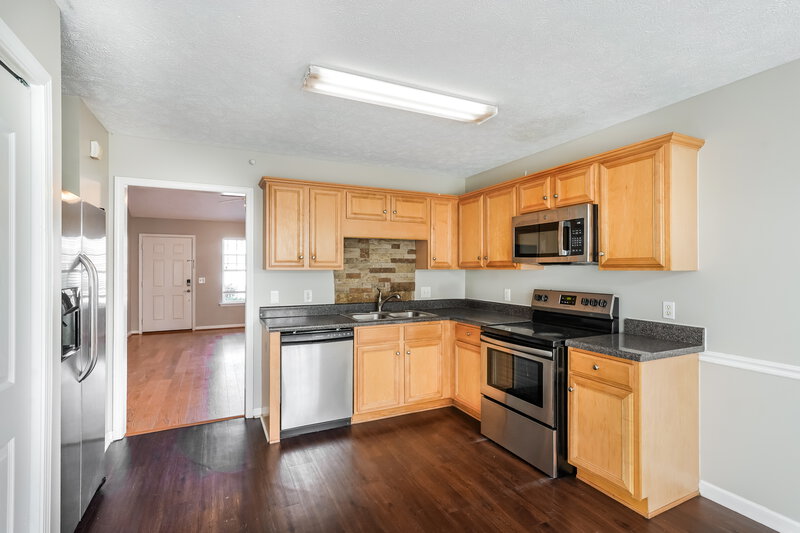 1,895/Mo, 8009 Maggie Ct Antioch, TN 37013 Kitchen View
