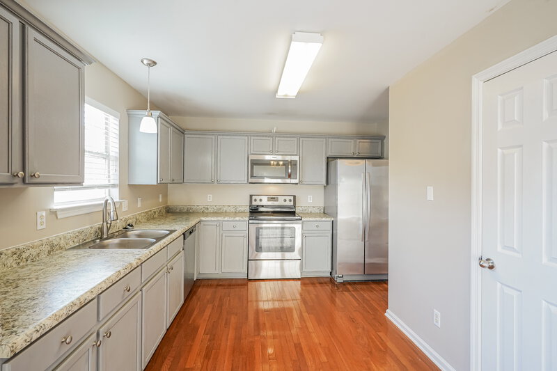 2,635/Mo, 126 Sumner Meadows Ln Hendersonville, TN 37075 Kitchen View