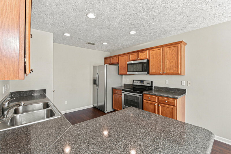 2,335/Mo, 4020 Sequoia Trl Spring Hill, TN 37174 Kitchen View 2