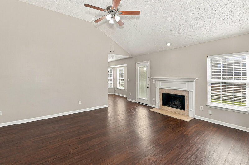 2,335/Mo, 4020 Sequoia Trl Spring Hill, TN 37174 Family Room View