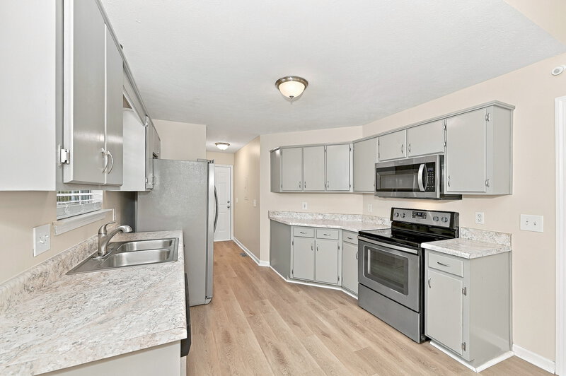 2,180/Mo, 715 Whispering Breeze Mt Juliet, TN 37122 Kitchen View