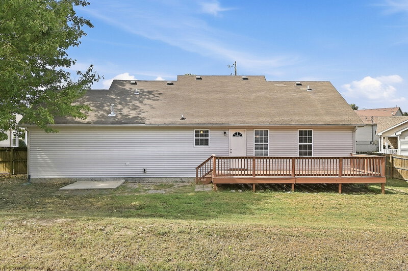 2,180/Mo, 715 Whispering Breeze Mt Juliet, TN 37122 Rear View