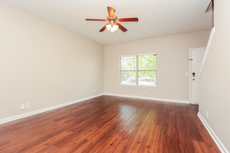 2,180/Mo, 5236 Nancy Seward Dr Murfreesboro, TN 37129 Living Room View 2