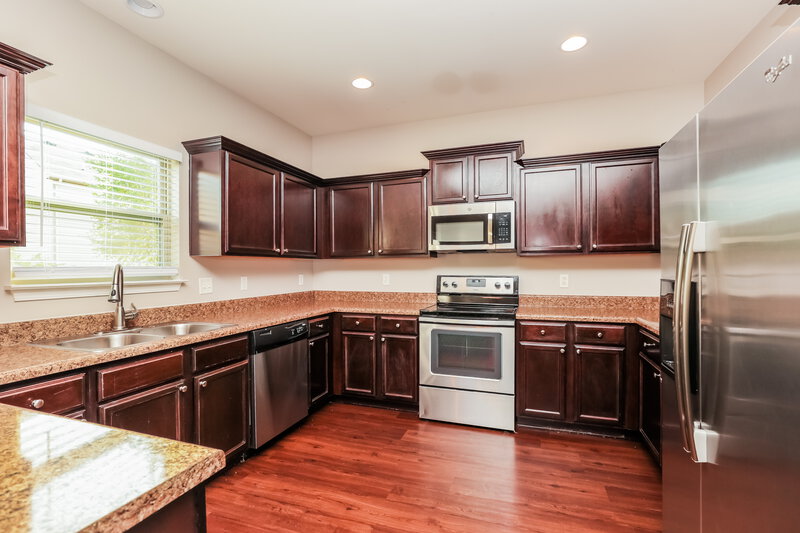 2,180/Mo, 5236 Nancy Seward Dr Murfreesboro, TN 37129 Kitchen View