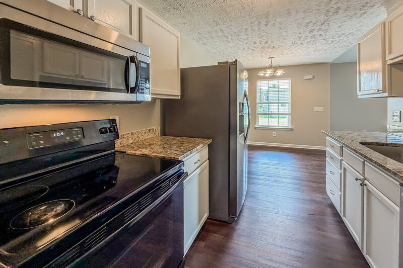 1,995/Mo, 4152 Pleasant Colony Dr Antioch, TN 37013 Kitchen View 2