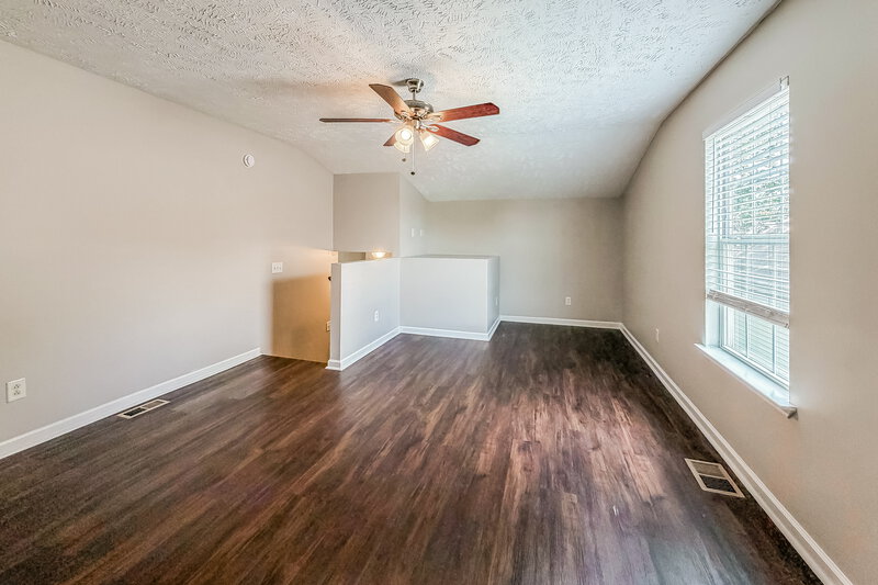 1,995/Mo, 4152 Pleasant Colony Dr Antioch, TN 37013 Family Room View