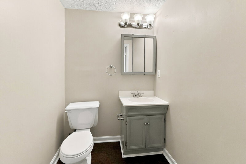 2,305/Mo, 3261 Clapham Rd Antioch, TN 37013 Bathroom View