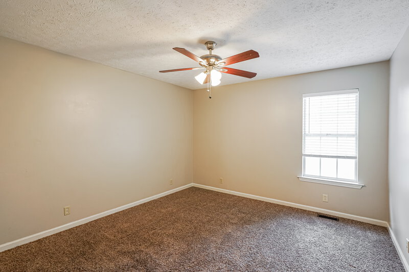 1,905/Mo, 4020 Calumet Dr Antioch, TN 37013 Bedroom View 3