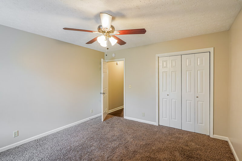 1,905/Mo, 4020 Calumet Dr Antioch, TN 37013 Bedroom View 4