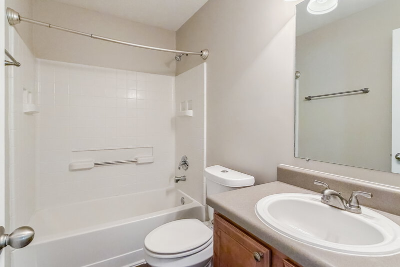 2,175/Mo, 2776 Sutherland Dr Thompsons Station, TN 37179 Bathroom View