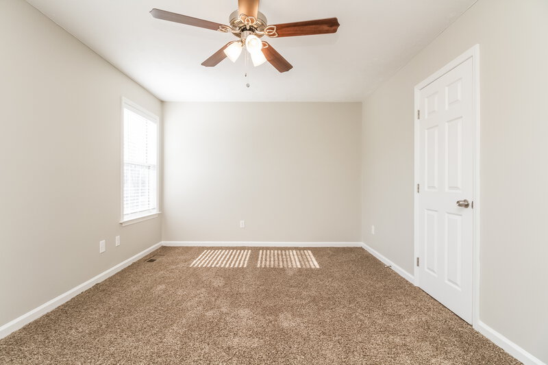 2,140/Mo, 918 Tal Ln La Vergne, TN 37086 Master Bedroom View 2